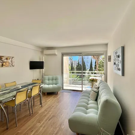Apartment Mimosas By Welcome To